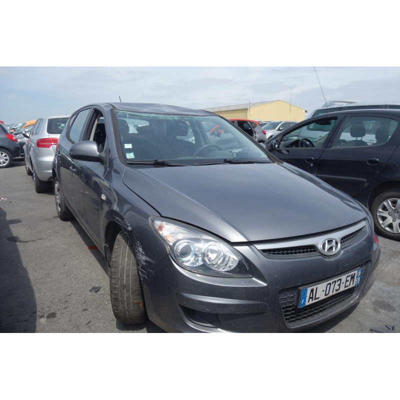 Vitre avant gauche HYUNDAI I 30 1 Photo n°2