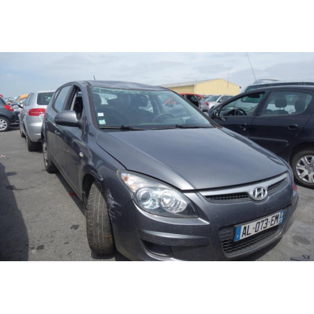 Vitre avant gauche HYUNDAI I 30 1