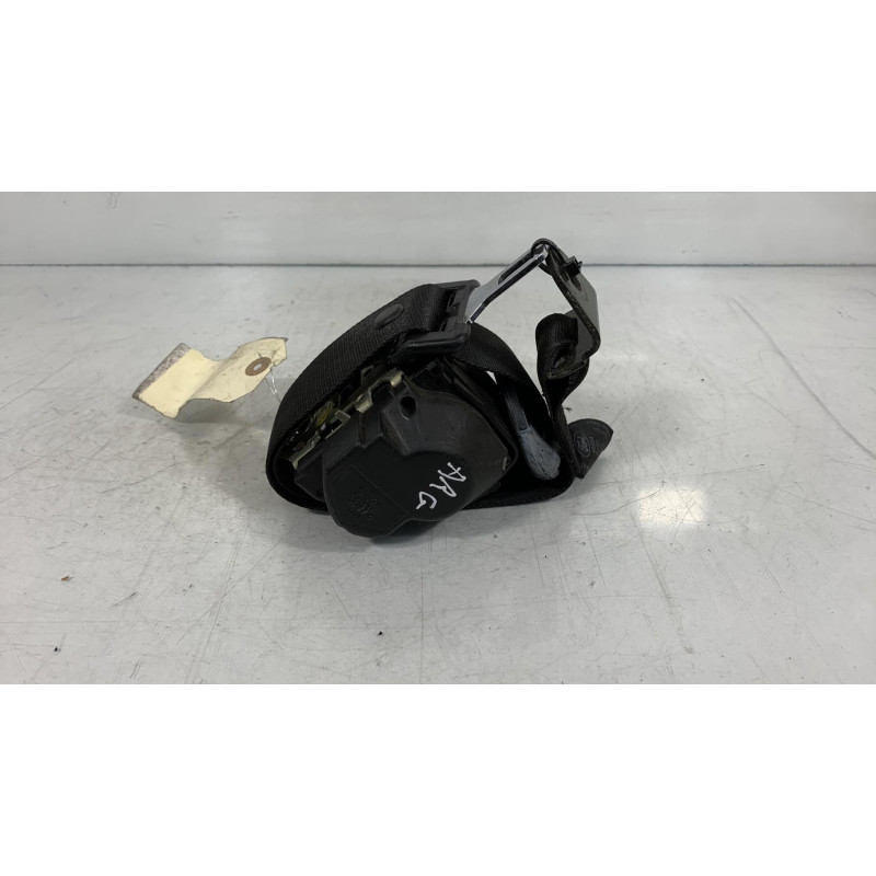 Ceinture arriere gauche MAZDA 121 3 Photo n°1