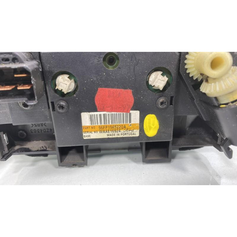 Commande chauffage MAZDA 121 3 Photo n°3