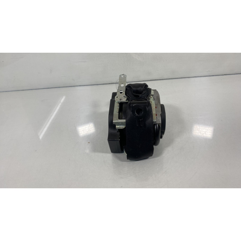 Pretensionneur de ceinture avant droit VOLKSWAGEN POLO 4 Photo n°3