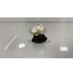 Interrupteur de leve vitre avant droit VOLKSWAGEN POLO 4