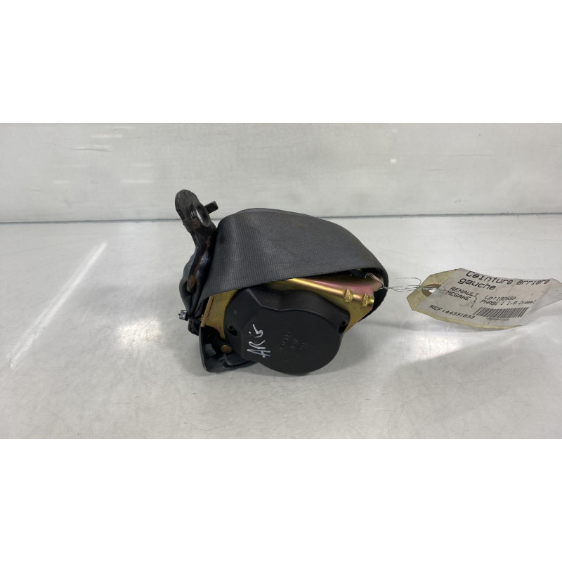 Ceinture arriere gauche RENAULT MEGANE 1 Photo n°2