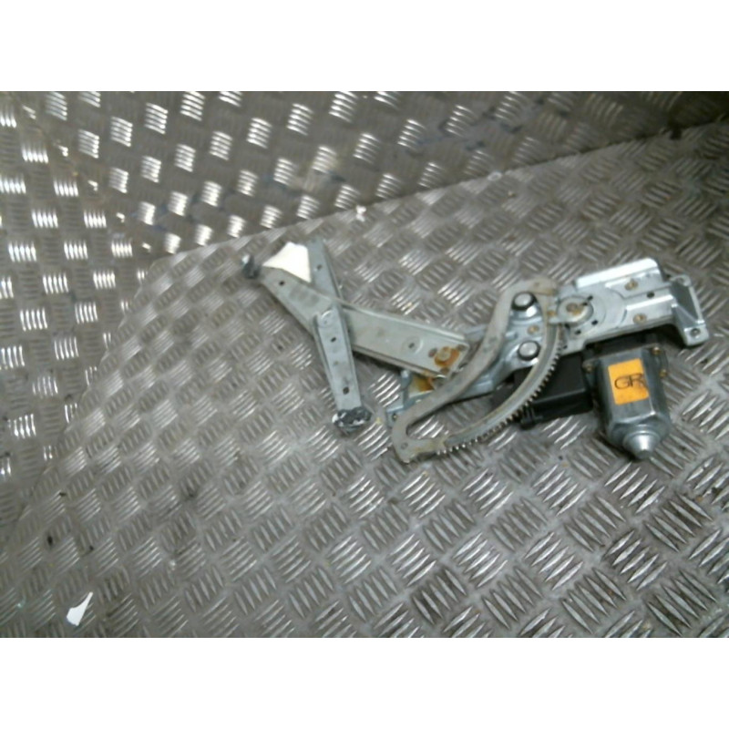 Leve vitre electrique avant droit OPEL CORSA B Photo n°1