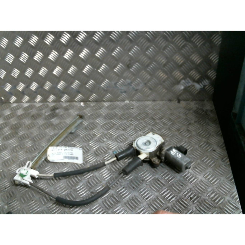Leve vitre electrique arriere gauche ALFA ROMEO 147 Photo n°1