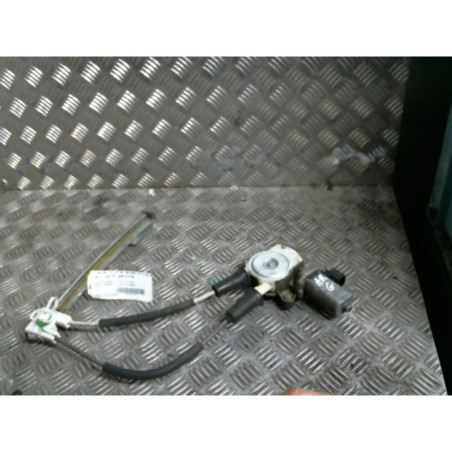 Leve vitre electrique arriere gauche ALFA ROMEO 147 Photo n°1