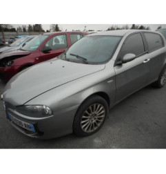 Attache ceinture avant gauche ALFA ROMEO 147