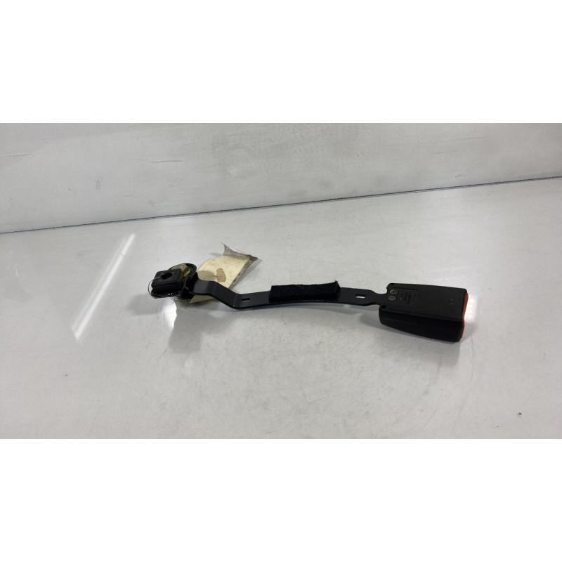 Attache ceinture avant droit SKODA OCTAVIA 1 Photo n°1