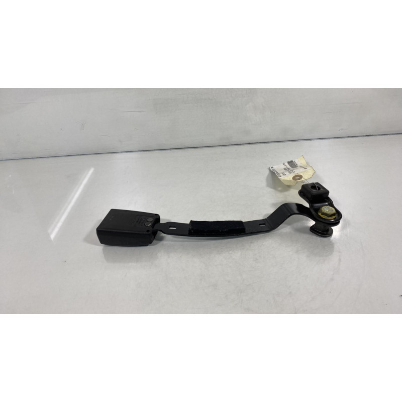 Attache ceinture avant droit SKODA OCTAVIA 1 Photo n°3