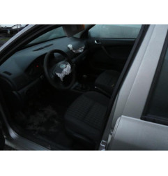 Attache ceinture avant droit SKODA OCTAVIA 1