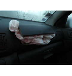 Attache ceinture avant droit SKODA OCTAVIA 1