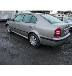 Pretensionneur de ceinture avant gauche SKODA OCTAVIA 1