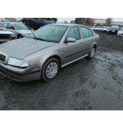 Pretensionneur de ceinture avant gauche SKODA OCTAVIA 1