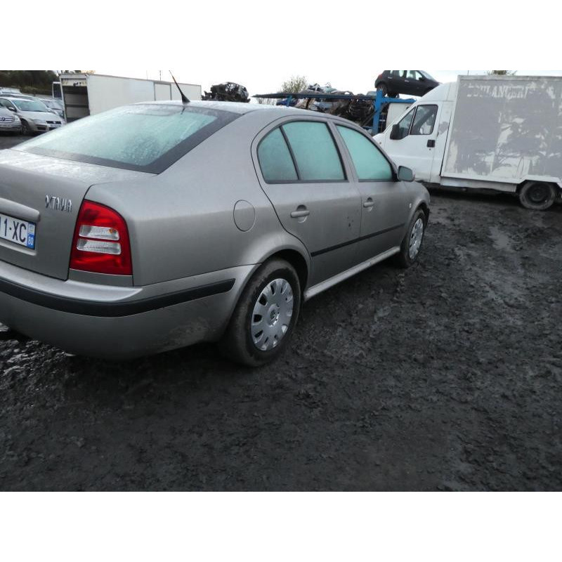 Pretensionneur de ceinture avant gauche SKODA OCTAVIA 1 Photo n°14