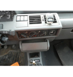 Verin de coffre RENAULT CLIO 1