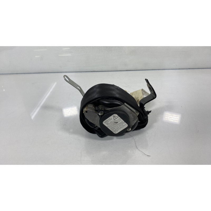 Pretensionneur de ceinture avant droit VOLKSWAGEN POLO 4 Photo n°3