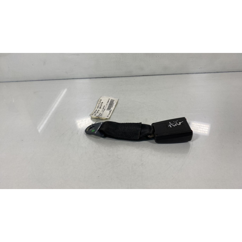 Attache ceinture arriere gauche NISSAN MICRA 3 Photo n°3