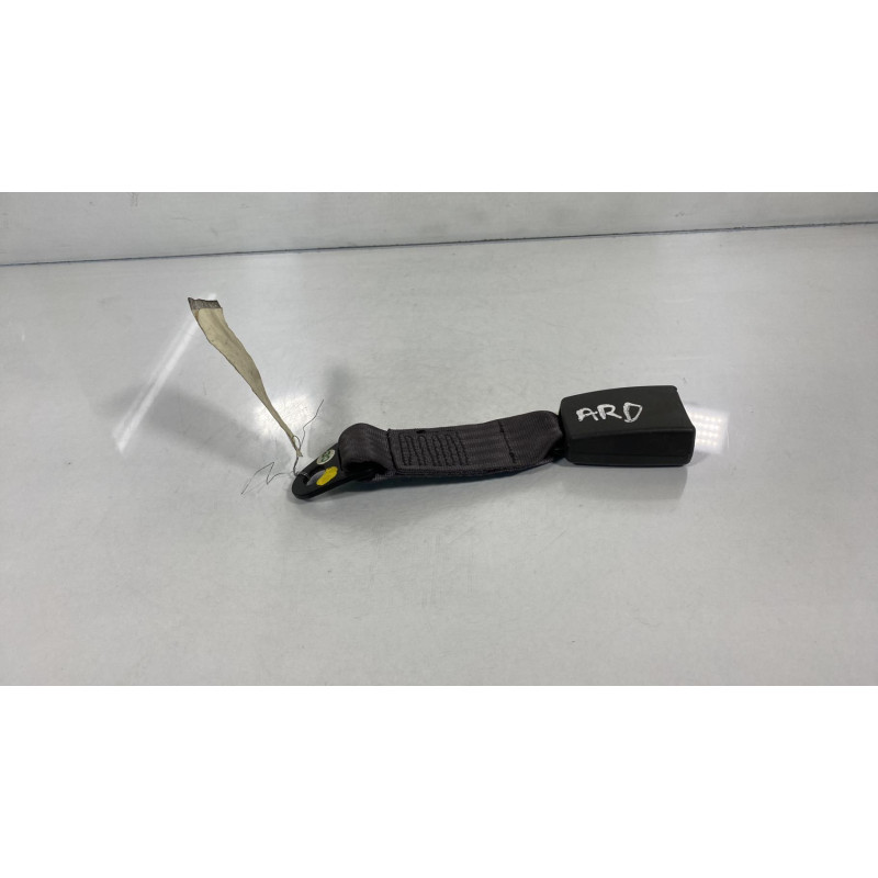 Attache ceinture arriere droit FIAT PUNTO 2 Photo n°1