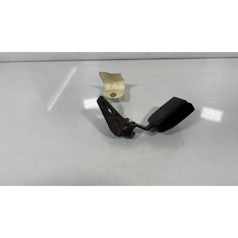 Attache ceinture arriere droit PEUGEOT 407 Photo n°2