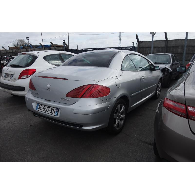 Verin de coffre PEUGEOT 307 Photo n°4