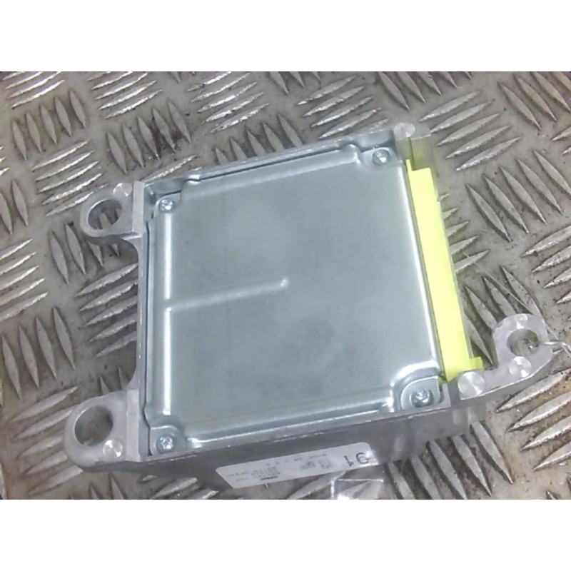Boitier air bag TOYOTA COROLLA VERSO 2 Photo n°2