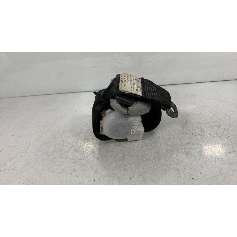 Ceinture arriere droit TOYOTA COROLLA VERSO 2 Photo n°2