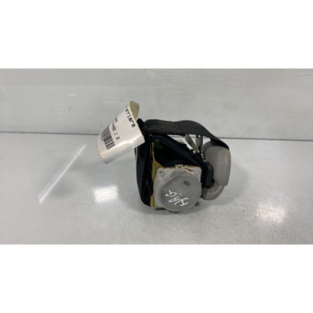 Ceinture arriere gauche TOYOTA COROLLA VERSO 2 Photo n°1
