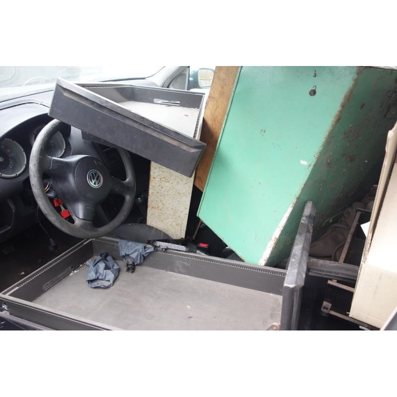 Malle/Hayon arriere VOLKSWAGEN POLO 3 Photo n°6