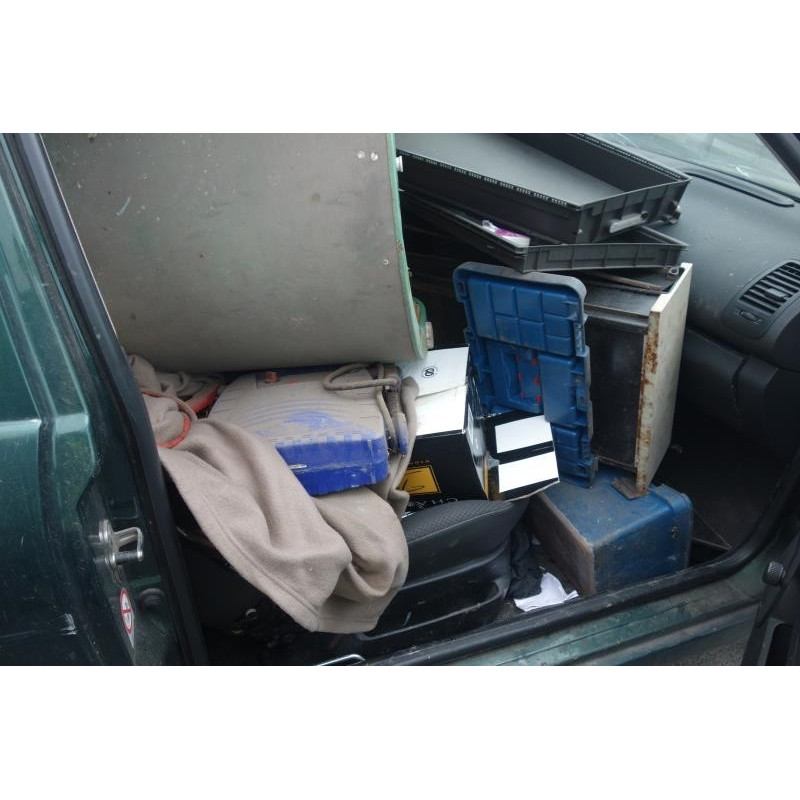 Malle/Hayon arriere VOLKSWAGEN POLO 3 Photo n°9