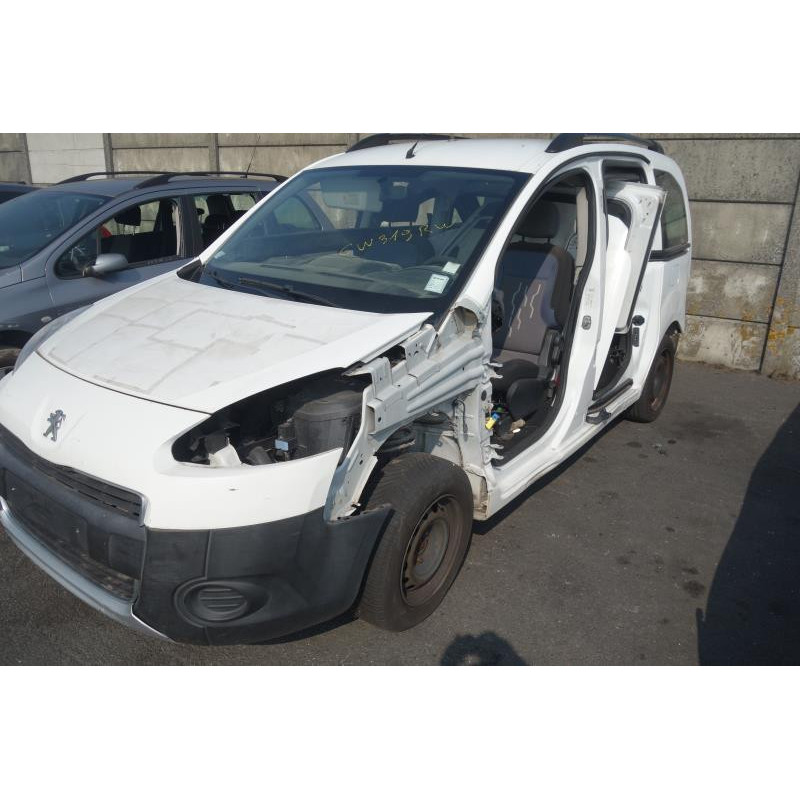 Attache ceinture arriere gauche PEUGEOT PARTNER 2 Photo n°5