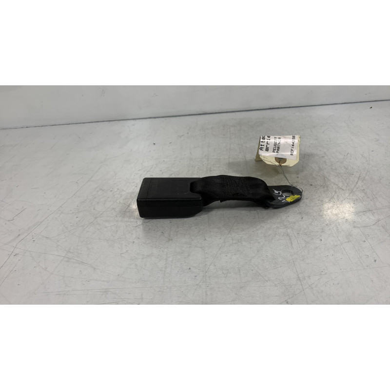 Attache ceinture arriere gauche PEUGEOT PARTNER 2 Photo n°2
