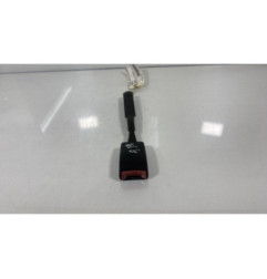 Attache ceinture avant gauche VOLKSWAGEN CADDY 3