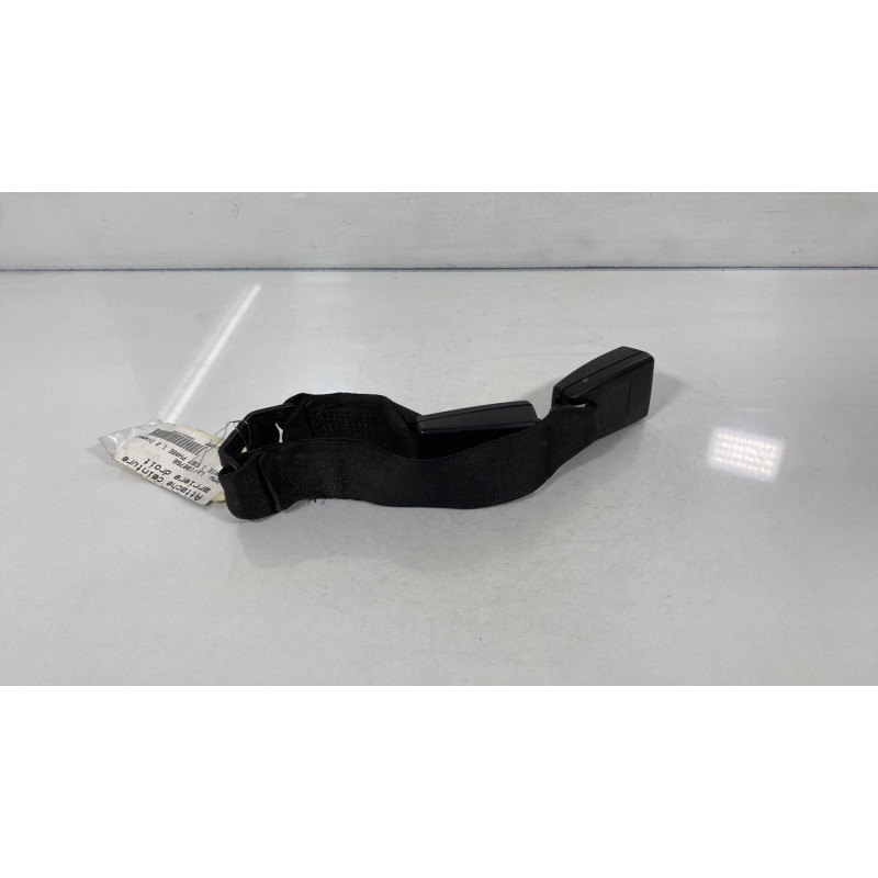 Attache ceinture arriere droit BMW SERIE 1 E87 Photo n°1
