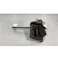 Fermeture de capot KIA SORENTO 1