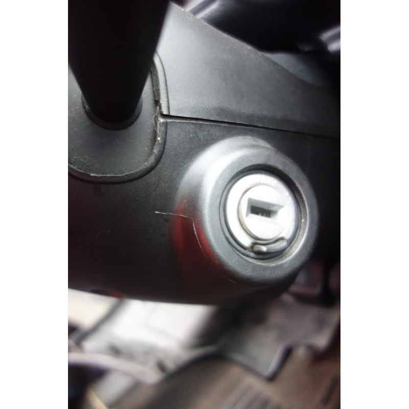 Attache ceinture avant gauche ALFA ROMEO 156 Photo n°13