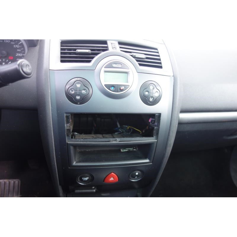 Malle/Hayon arriere RENAULT MEGANE 2 Photo n°2