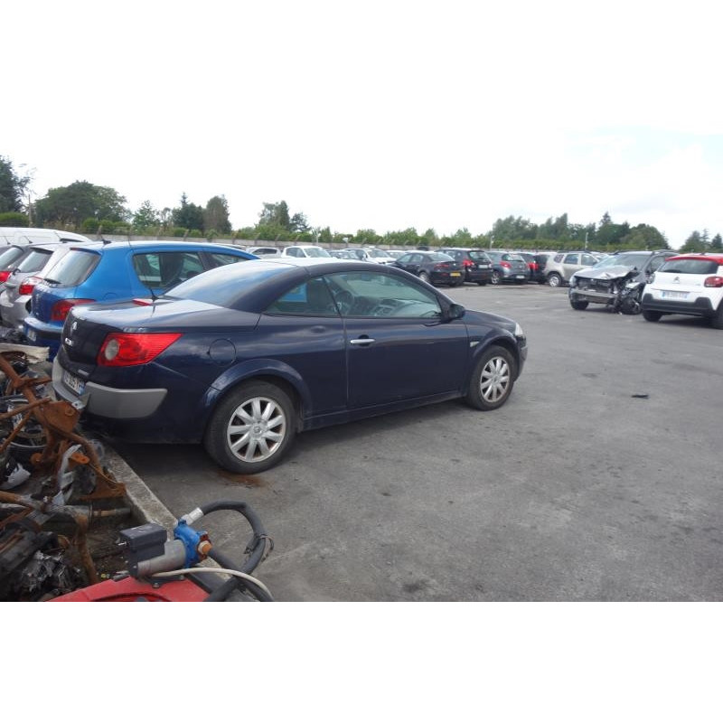 Malle/Hayon arriere RENAULT MEGANE 2 Photo n°6