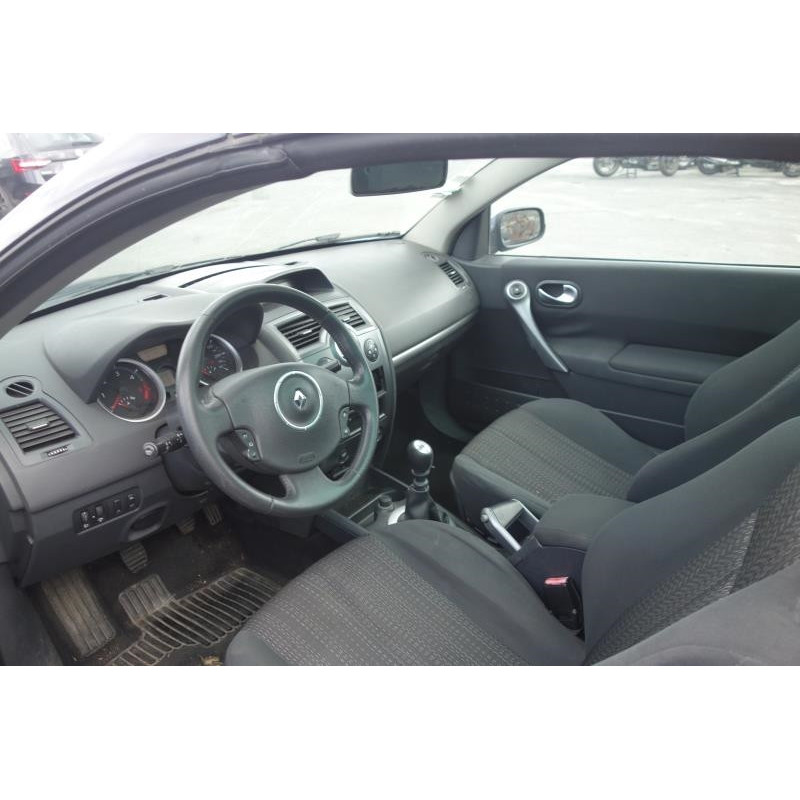 Malle/Hayon arriere RENAULT MEGANE 2 Photo n°8
