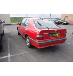 Vitre avant droit NISSAN PRIMERA 1