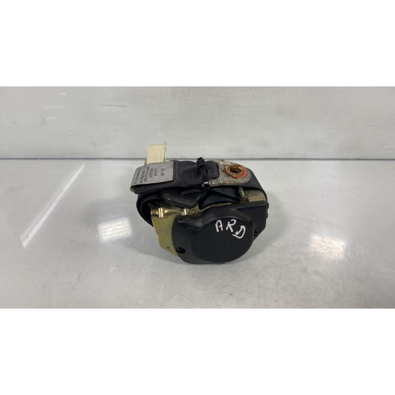 Ceinture arriere droit NISSAN PRIMERA 1 Photo n°1