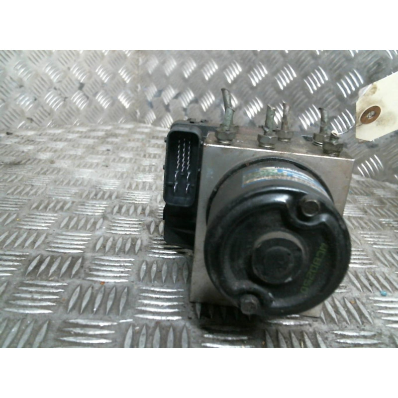Bloc ABS (freins anti-blocage) HYUNDAI SANTA FE 1 Photo n°3