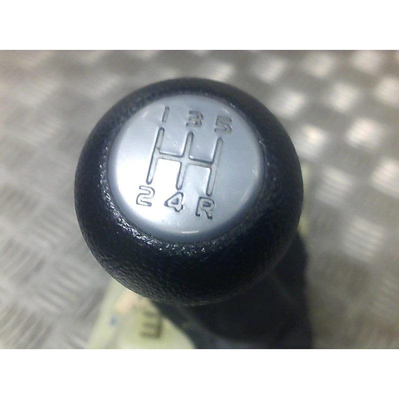 Levier de vitesses NISSAN PIXO Photo n°2