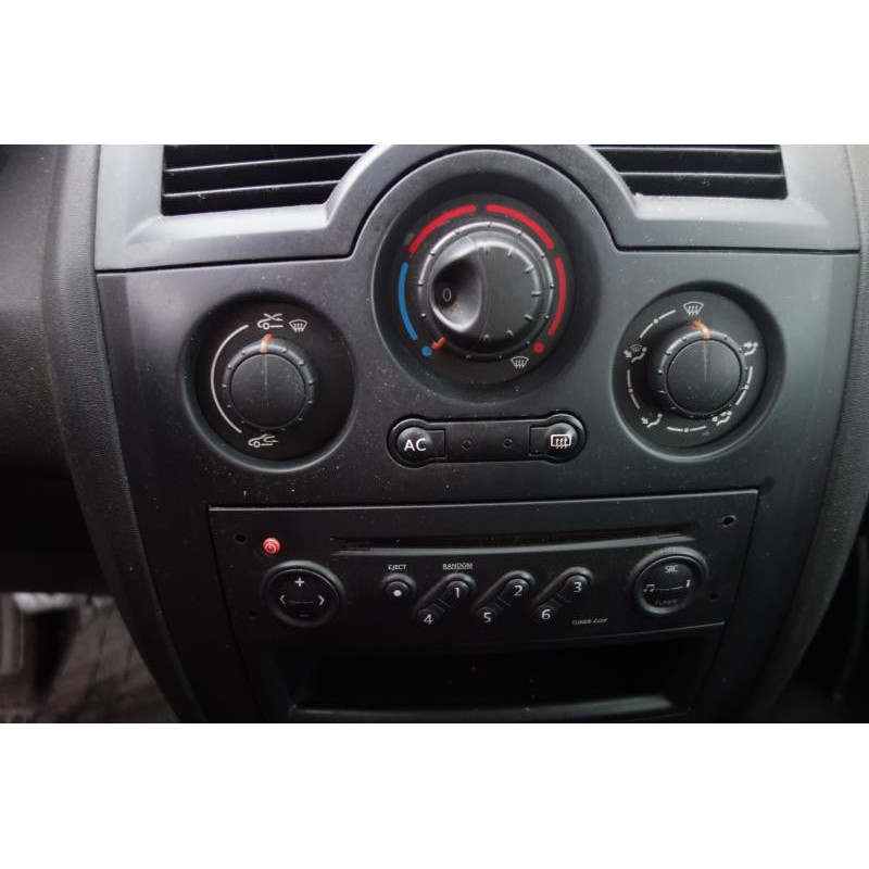 Porte arriere gauche RENAULT MEGANE 2 Photo n°8