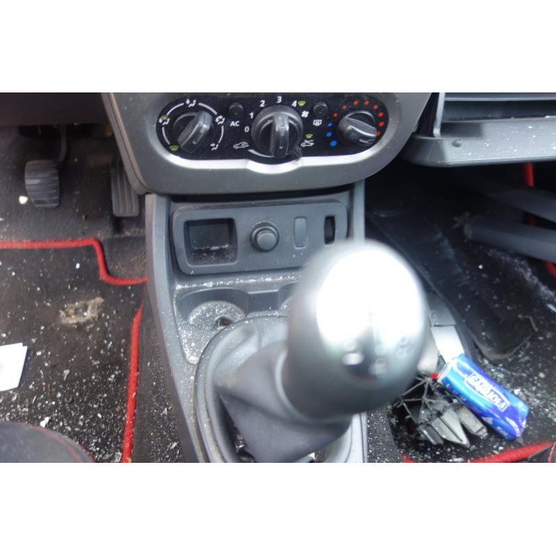 Air bag conducteur DACIA DUSTER 1 Photo n°8