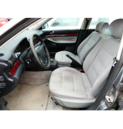 Attache ceinture avant gauche AUDI A4 1