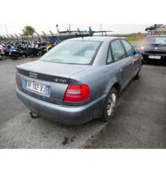 Feu arriere stop central AUDI A4 1