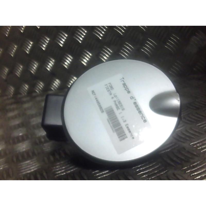 Trappe d'essence FORD FIESTA 4 Photo n°1