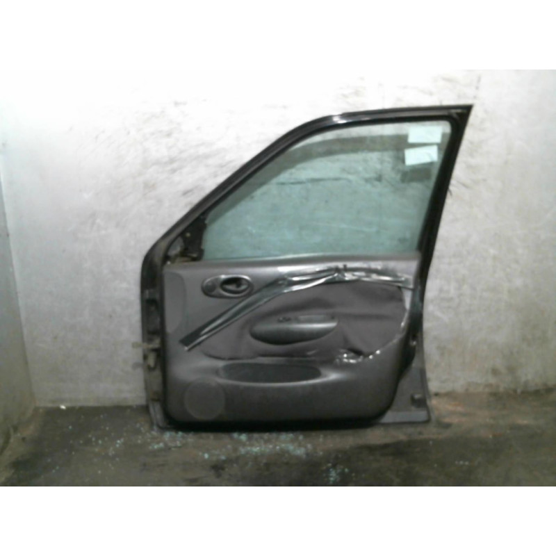 Porte avant droit FORD FIESTA 4 Photo n°1