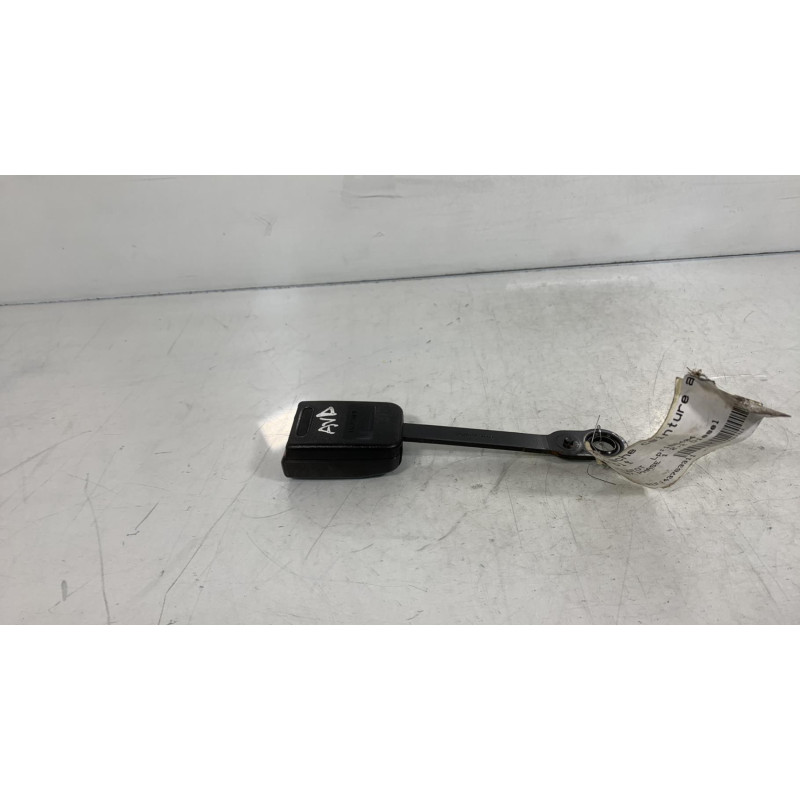 Attache ceinture avant droit PEUGEOT 607 Photo n°1