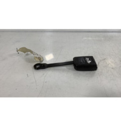 Attache ceinture avant droit PEUGEOT 607